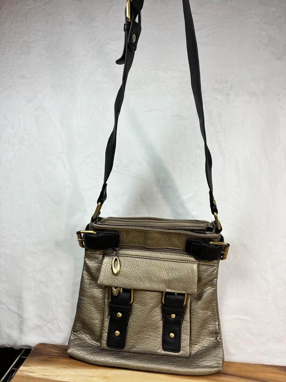 Crossbody Handbag Gold Metallic Faux Leather Flap Pocket Purse